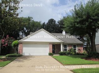 2718 Hot Springs Dr, Pearland, TX 77584