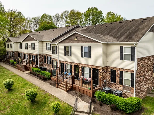 River Retreat Apartments