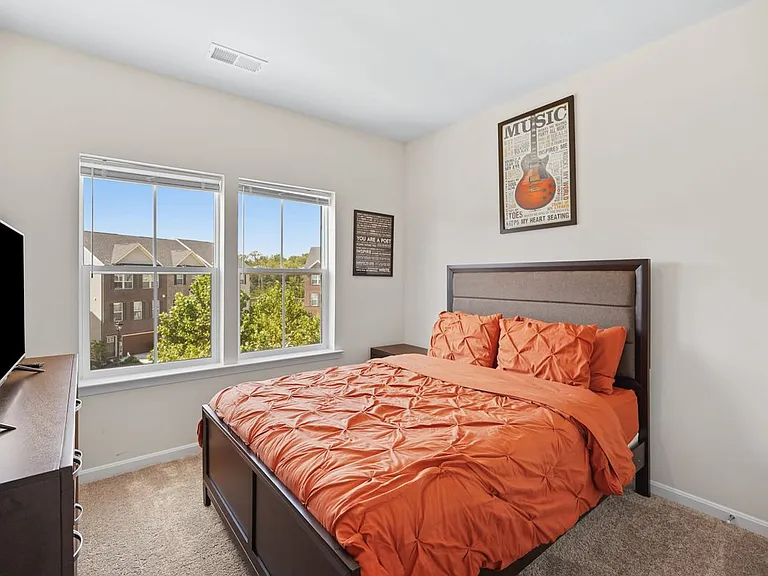 16418 Caribbean Way — Photo 4