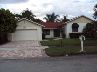 11631 SW 102nd St, Miami, FL 33176