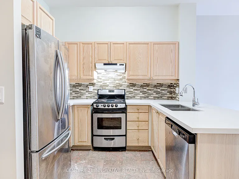 7 King St E #1117 — Photo 4