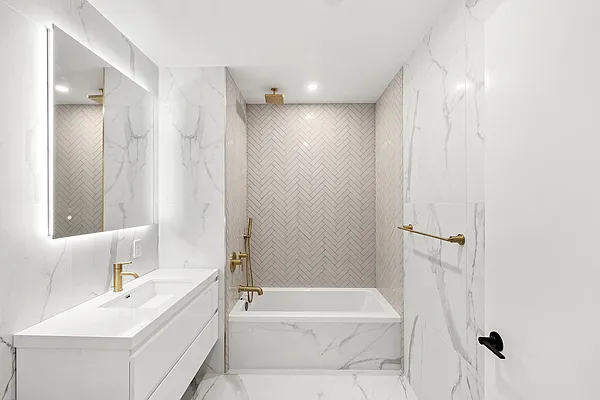 Rented by Blip LLC | media 16