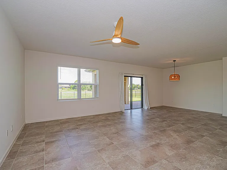 4103 Keeson Cir — Photo 10