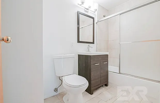 Rented by EXR | media 8