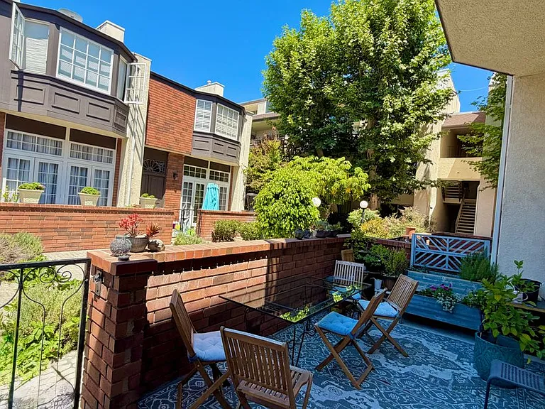 5420 Lindley Ave #21 — Photo 20
