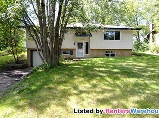 6401 Berkshire Ln N, Maple Grove, MN 55311