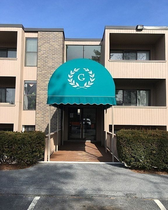 1st image of 44 Shrewsbury Green Dr Unit B