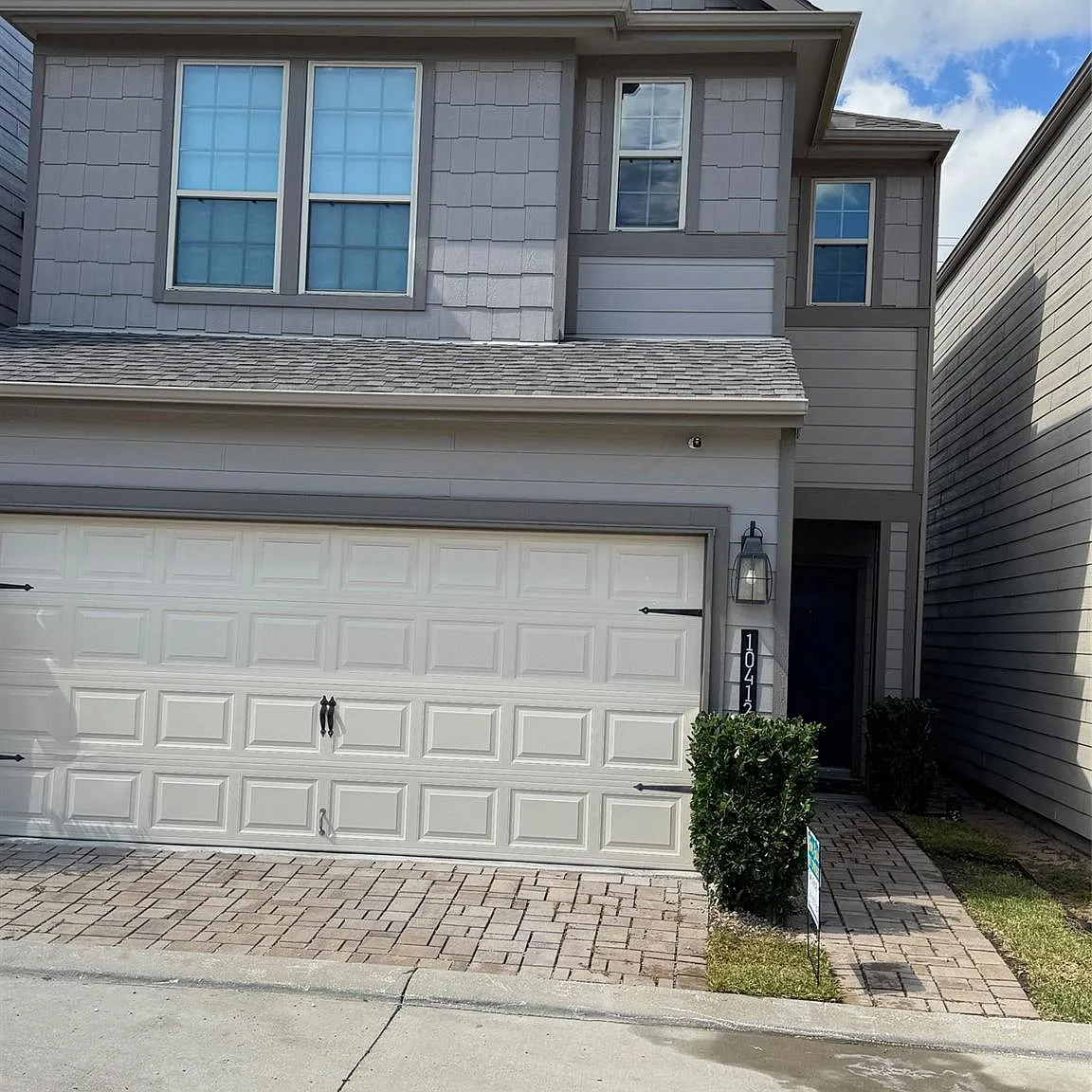 3 bed, 2.5 bath, 1680 sqft, $2,200 — Photo 1