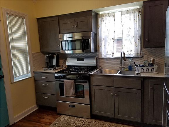 4th image of 7456 Gannon Ave