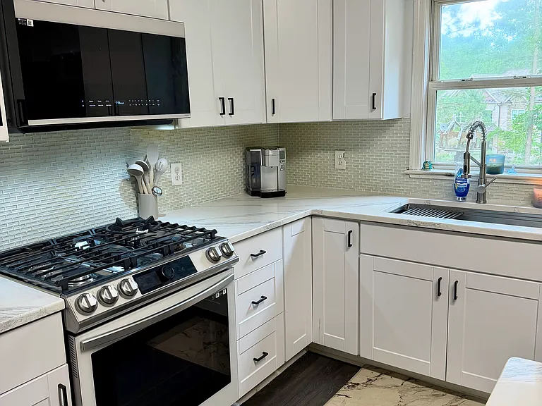 2204 Windy Woods Dr — Photo 3