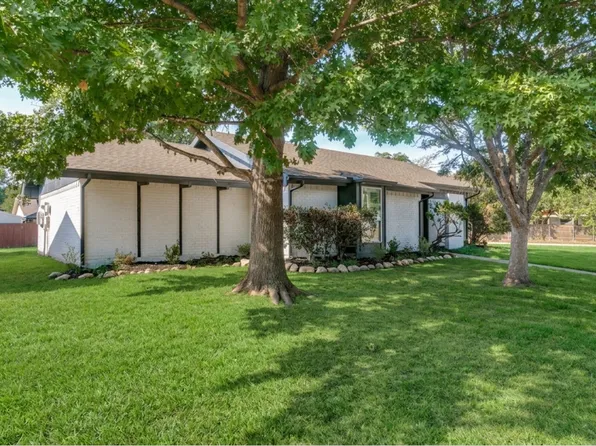 1742 Marblehead Dr, Lewisville, TX 75067