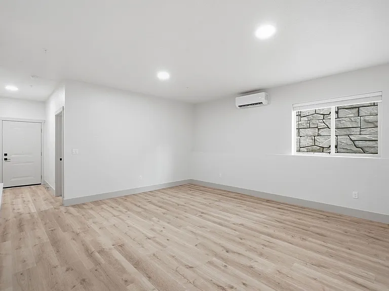 1808 N 15th St #101 — Photo 17