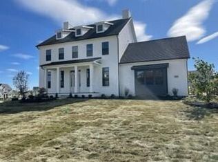 1859 Scenic Bluff Ct, Delaware, OH 43015