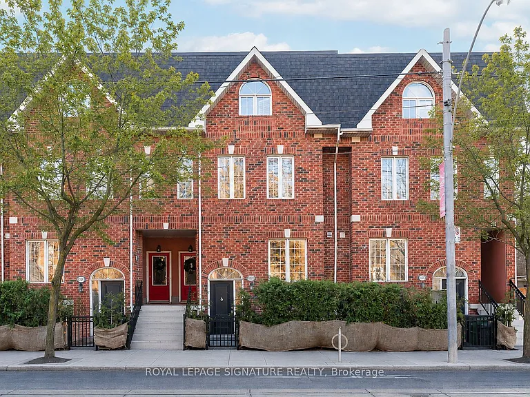 1019A College St — Photo 44