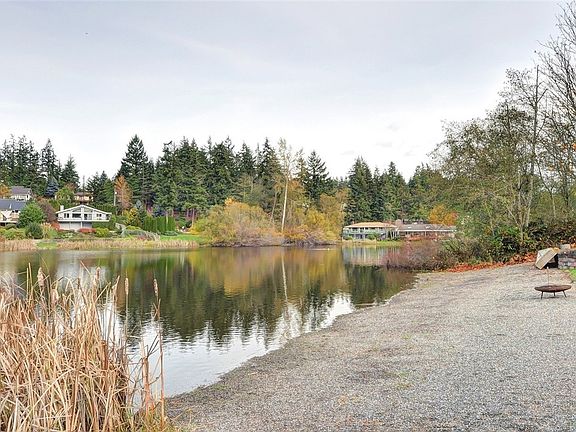 4th image of 305 Lochwood Dr