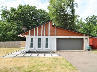 530 Meadowglen Dr, Duncanville, TX 75137