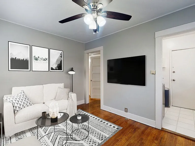 11676 Darlington Ave — Photo 3