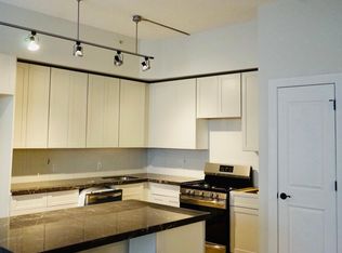 109 Paterson Plank Rd #419, Jersey City, NJ 07307