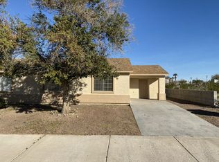 1681 Shamrock Rd, Bullhead City, AZ 86442