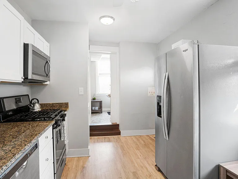 103 Roberts St #2 — Photo 5