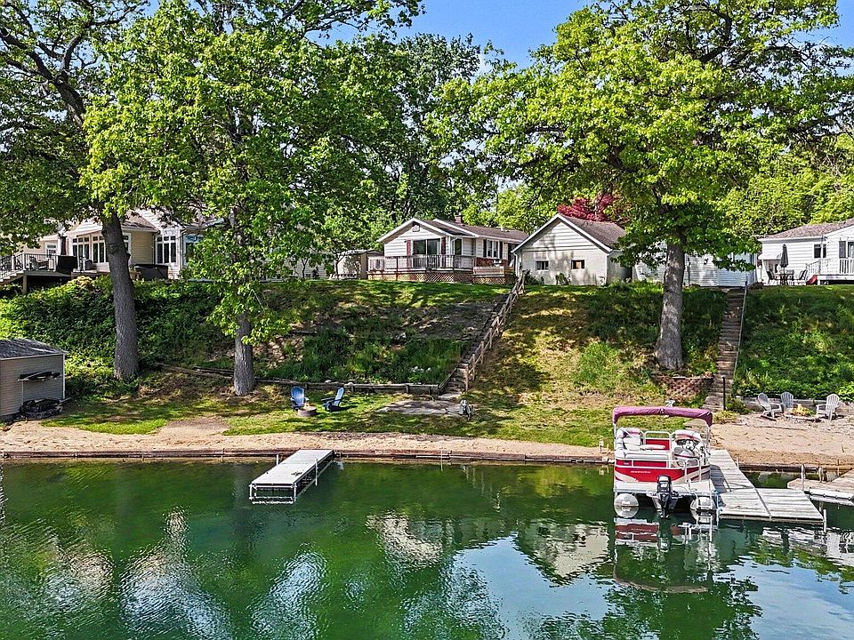 1st image of 2329 Schimperle Dr NE