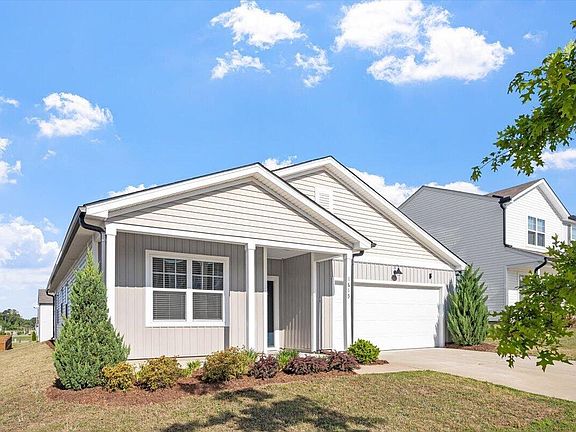2nd image of 1613 Arapahoe Ridge Dr