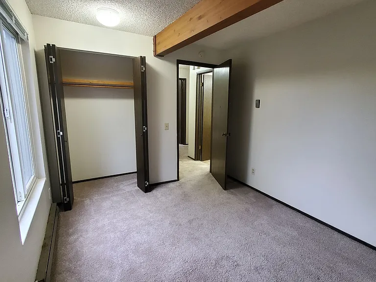 5325 Ravenna Pl NE — Photo 11
