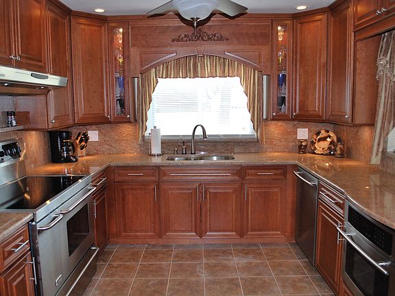 New kitchen 