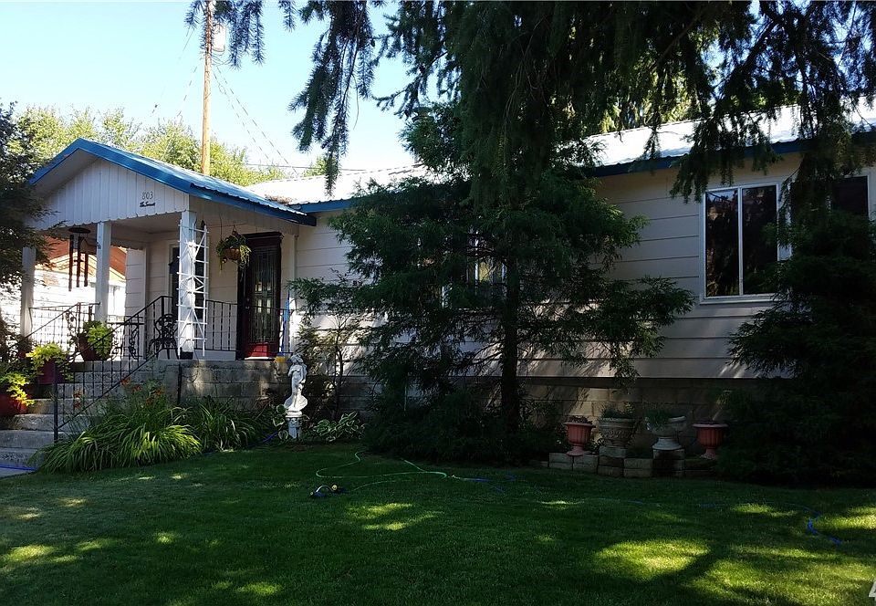 1st image of 803 Aspen St