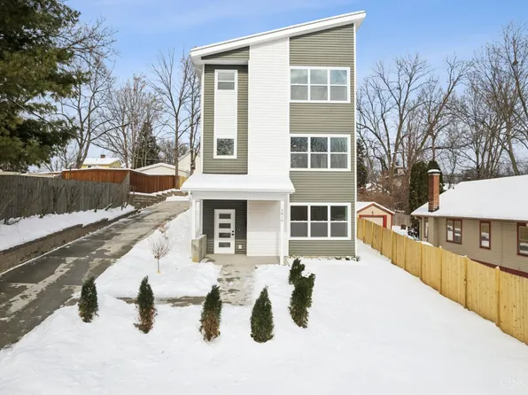 5810 Arnsby Pl, Cincinnati, OH 45227
