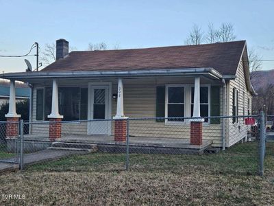 508 4th Ave E, Big Stone Gap, VA, 24219
