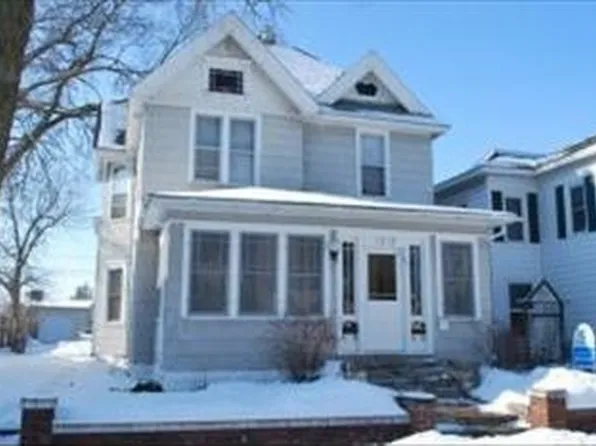 1313 Avon St, La Crosse, WI 54603