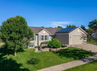 306 Krista Ct, Baraboo, WI 53913