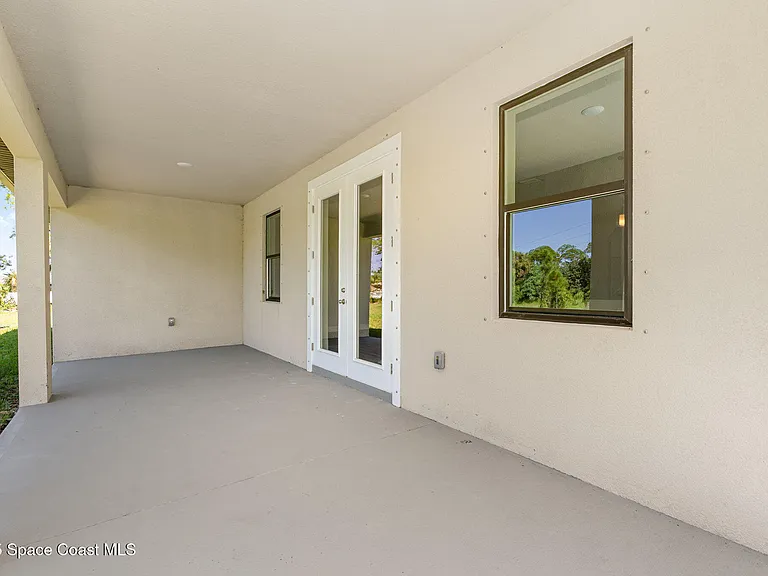 758 Bryant Rd SW — Photo 37