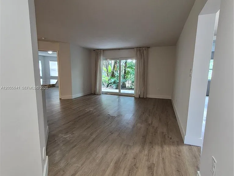 771 N Pine Island Rd #106 — Photo 6