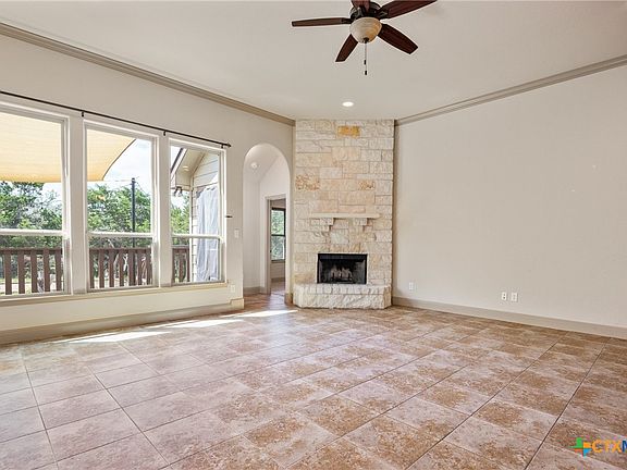 5th image of 5 Rock Hollow Cir