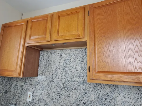 30 Pattison St Unit 2, Worcester, MA 01604