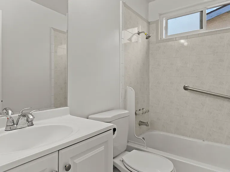 3375 Butterfield Ave #3375 — Photo 9