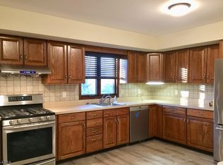 4 Manor Hill Ter, Lincoln Park, NJ 07035