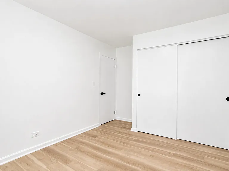 7777 Ramsgate Cir S — Photo 46