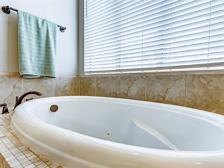 4710 Deermeadow Falls Ln — Photo 25