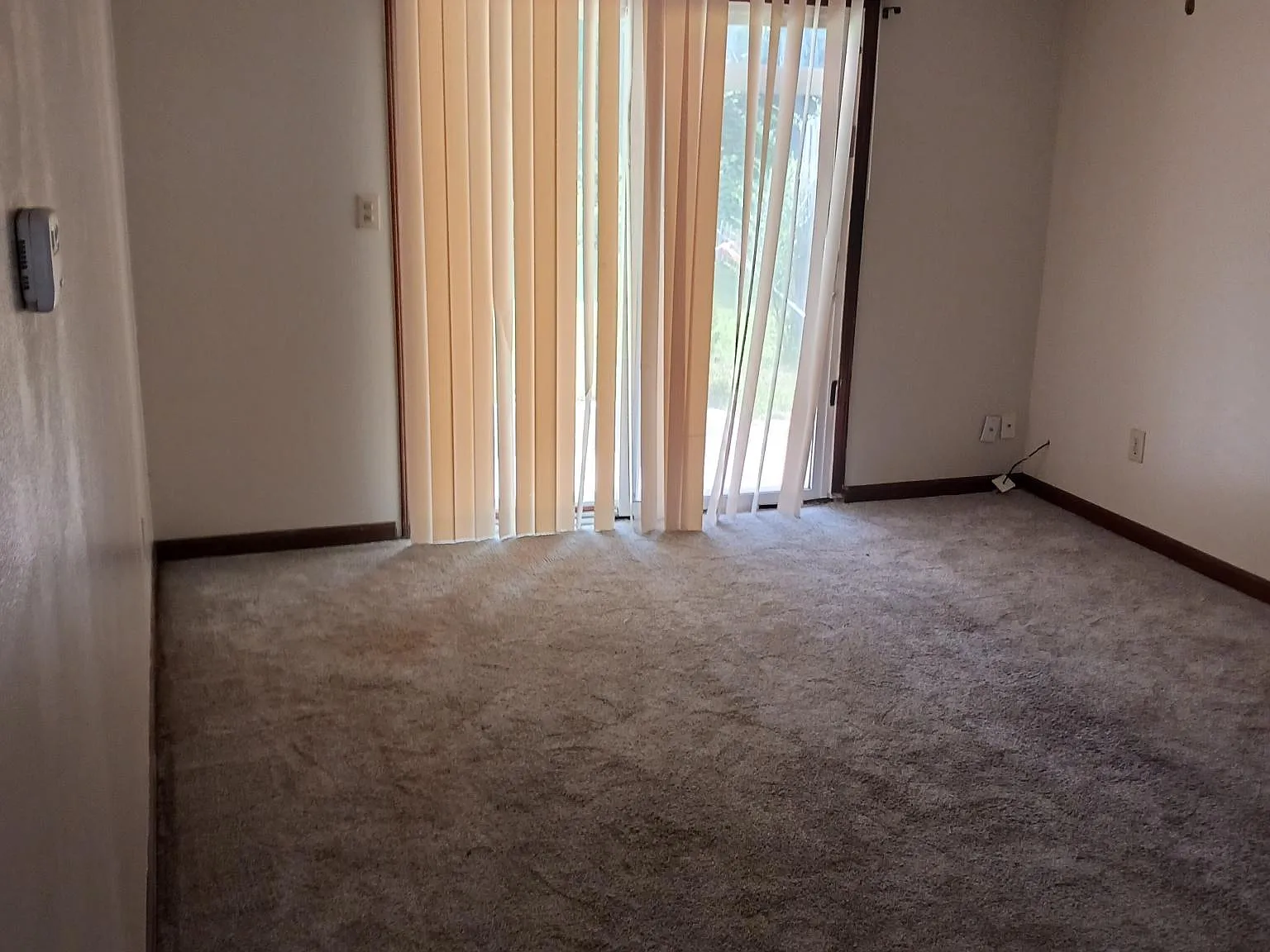 2 bed, 1279 sqft, $1,400 — Photo 3