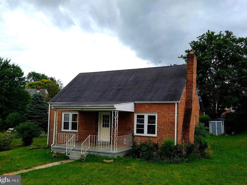 1st image of 821 E Stonewall Dr