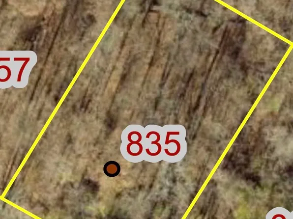 835 Elmdale Rd, Paducah, KY 42003