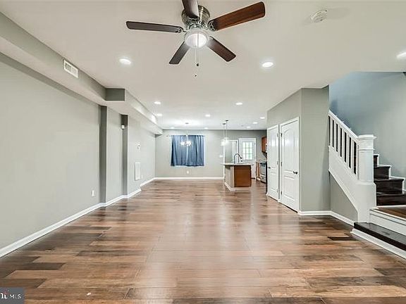 4th image of 3927 Boarman Ave