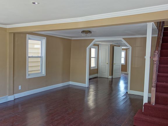 2nd image of 14038 161st St