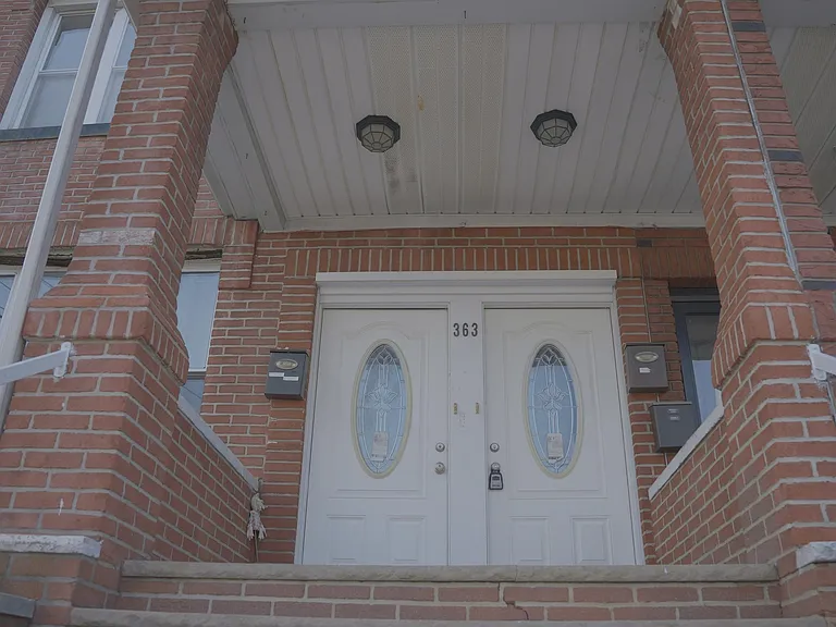 363 Avenue A #2 — Photo 2