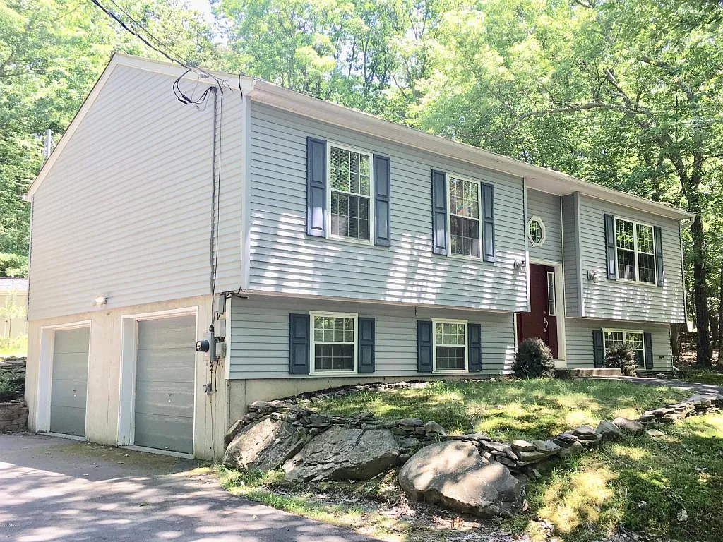 154 Butternut Rd photo 1
