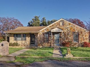 1218 Keechi St, Weatherford, TX 76086