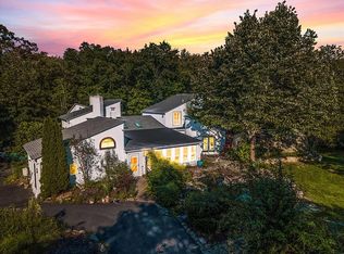 460 Reeders Run Rd, Stroudsburg, PA 18360